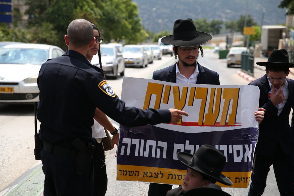 Yeshiva students protest