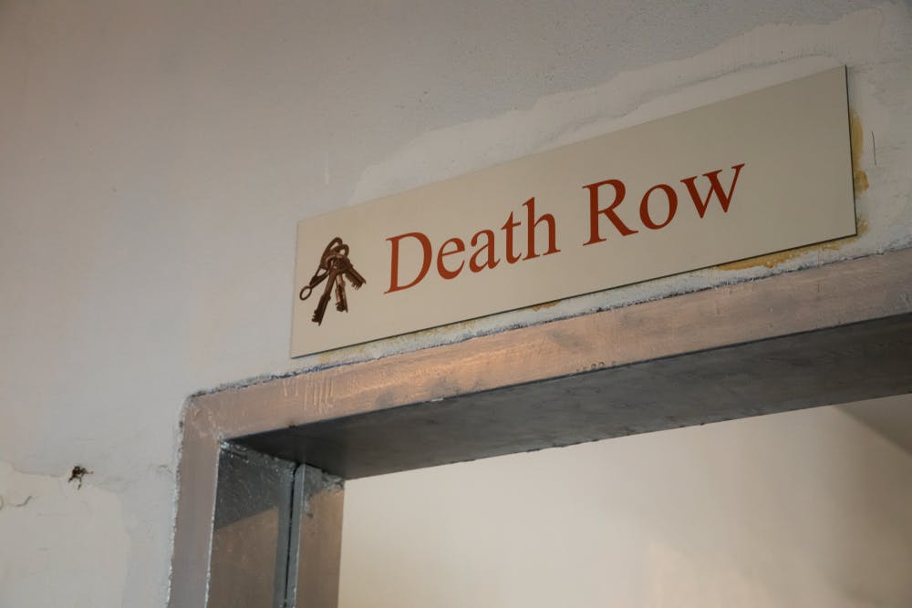 Death row sign